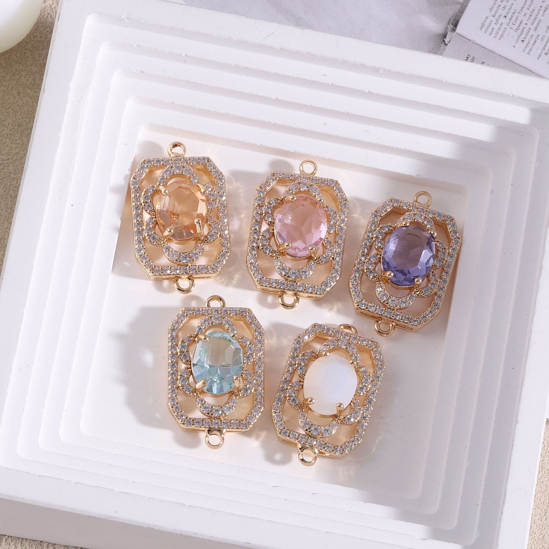Diamond Stud Earrings - 다이아몬드 스터드 직사각형 꽃, 더블 홀